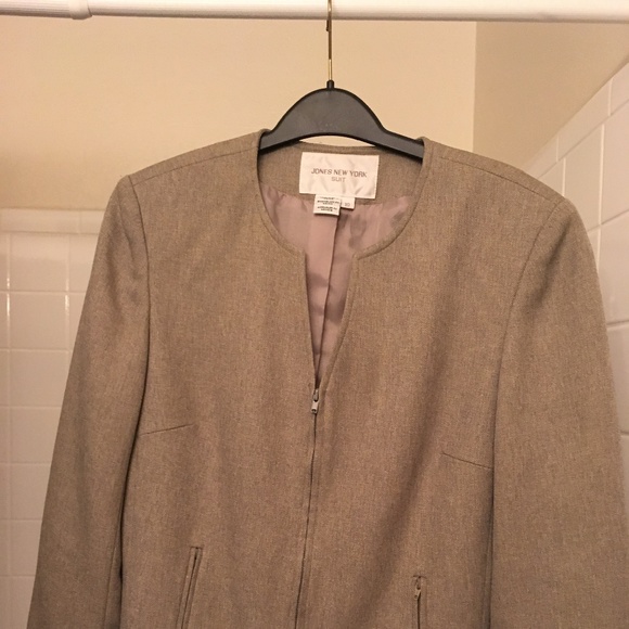 Jones New York Jackets & Blazers - Jones New York Zipper Jacket